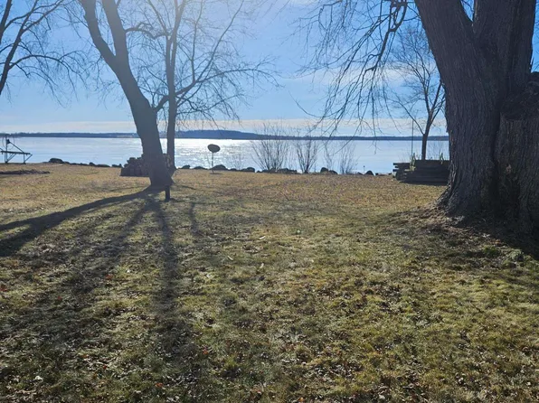 W177 Laun Drive, Montello, WI 53949