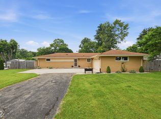 9940 W Sunset Ln, Elwood, IN 46036