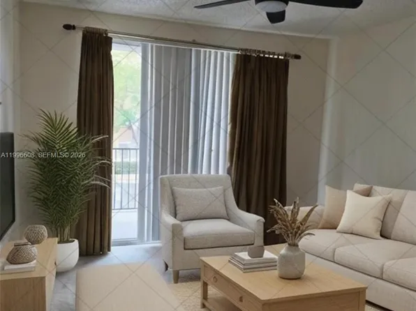 8050 N Nob Hill Rd APT 203, Tamarac, FL 33321
