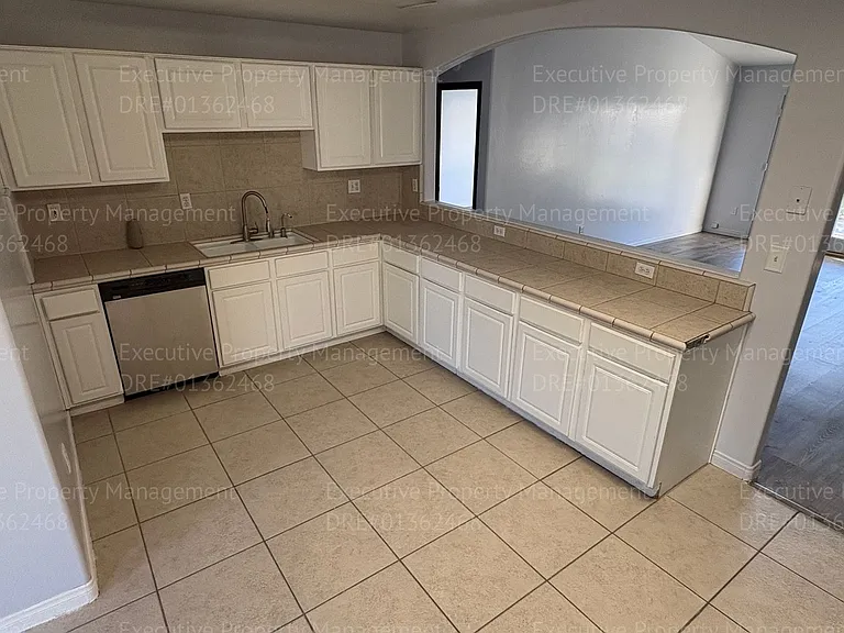 12108 Flat Iron Ct — Photo 38