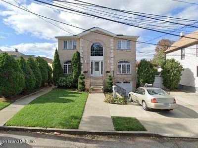 78 Girard St, Staten Island, NY, 10307