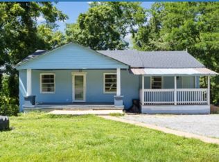 559 Palmyra Rd, Clarksville, TN 37040