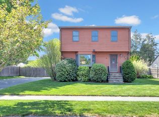 4 Shetland Rd, Danvers, MA 01923