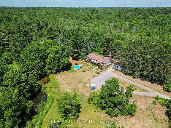 2nd image of 690 Potter Settlement Rd