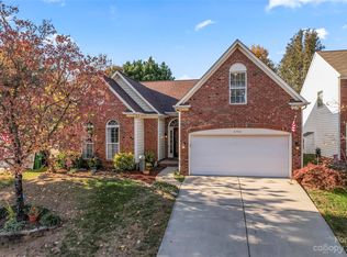 6401 Tunston Ln, Charlotte, NC 28269