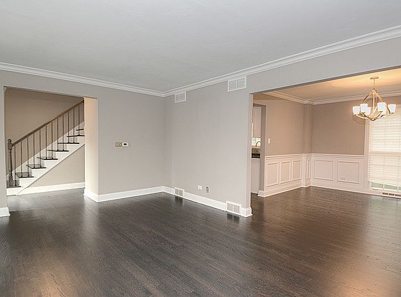 5th image of 347 Hiawatha Trl