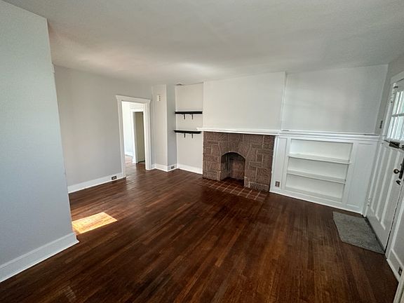 3rd image of 7128 Edgerton Ave