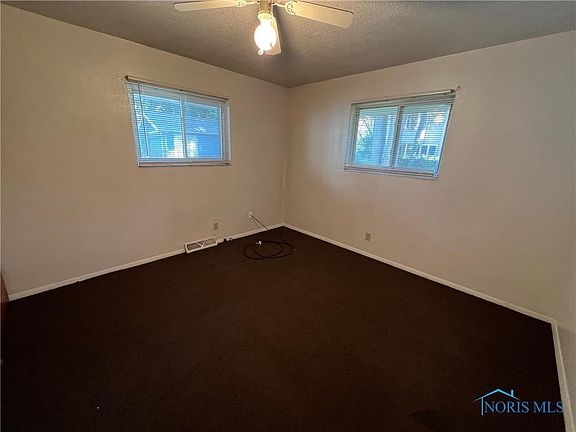 3rd image of 1330 Palmetto Ave