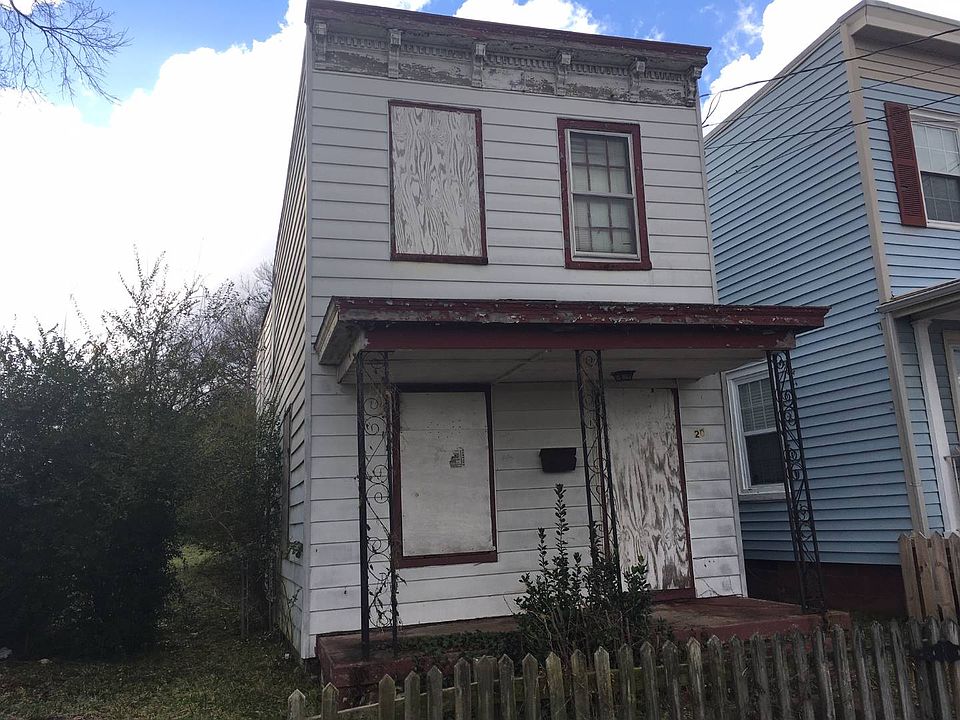 2nd image of 20 W Clopton St