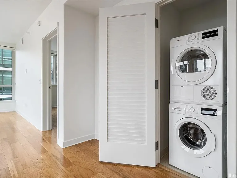 1688 Pine St #1002 — Photo 25