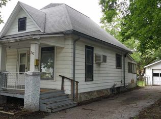 742 NE Freeman Ave, Topeka, KS 66616