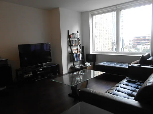 Rented by D Cherry Real Estate Associates LLC | media 6