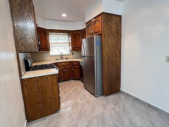 2nd image of 7708 6th Ave APT 2