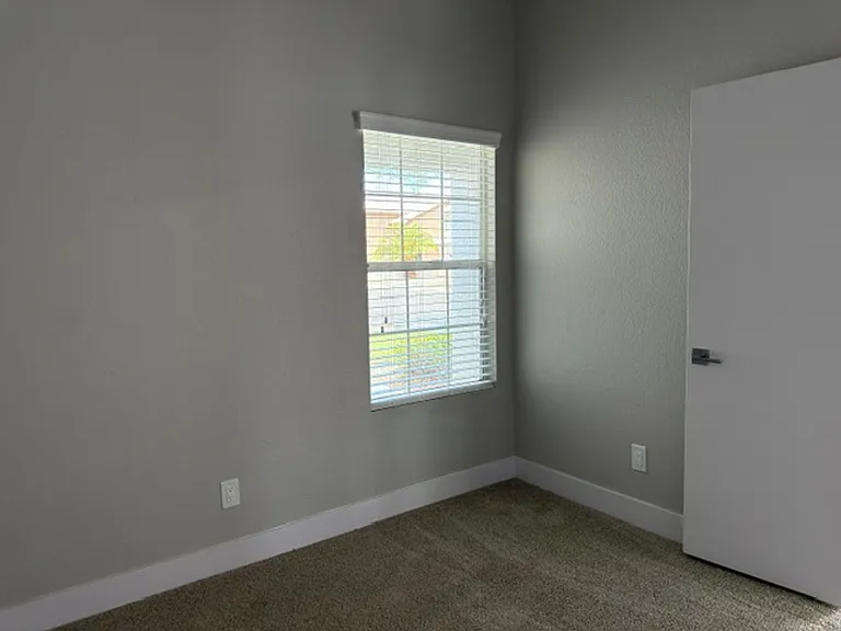 7873 Bridgefield Ln — Photo 43