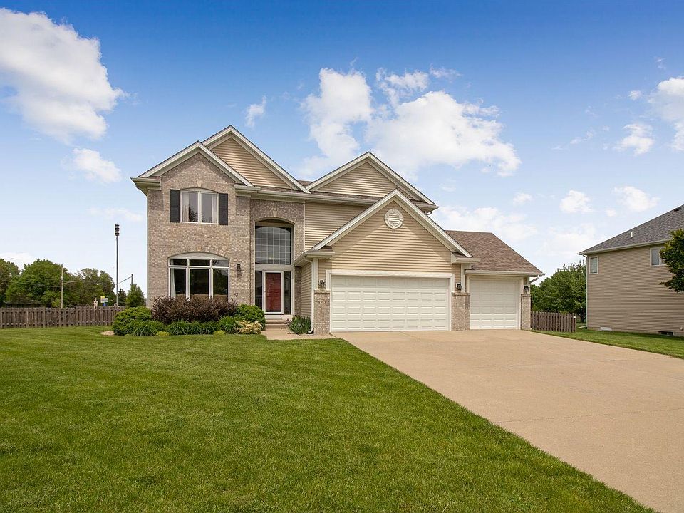 1st image of 805 Westwoods Dr
