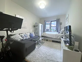 Rented by City Connections Realty