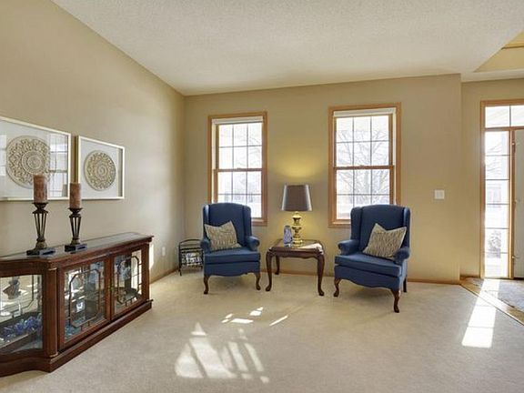 3rd image of 2580 Eagle Valley Dr