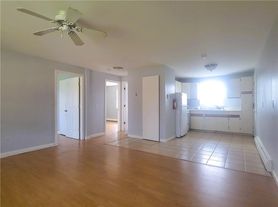 70 Carroll Ave, Newport, RI