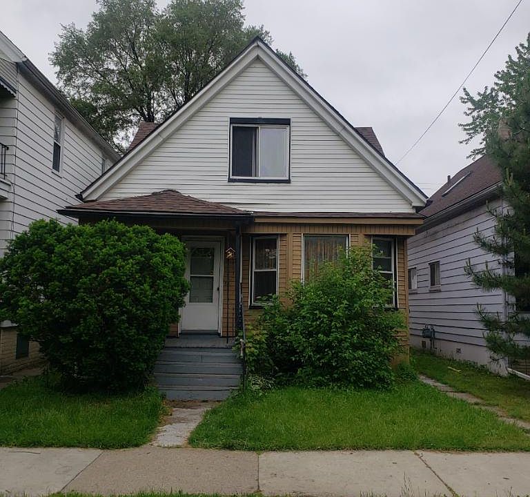 2nd image of 2689 Edwin St