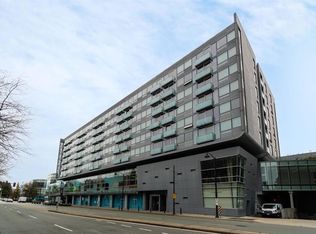 8080 Cambie Rd #825, Richmond, BC V6X 0C1