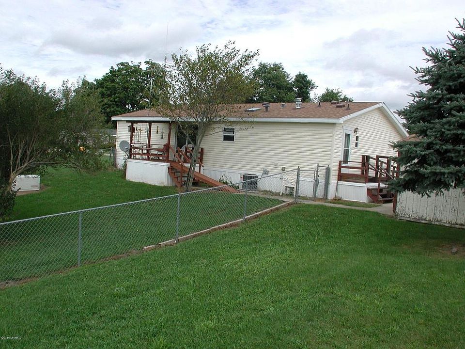 2nd image of 400 South St Lot 41