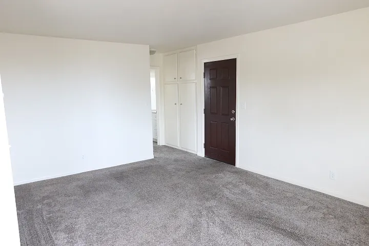 4770 Point Loma Ave #202 — Photo 1