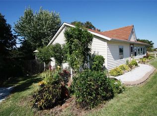 2407 N Service Rd W, Saint Clair, MO 63077