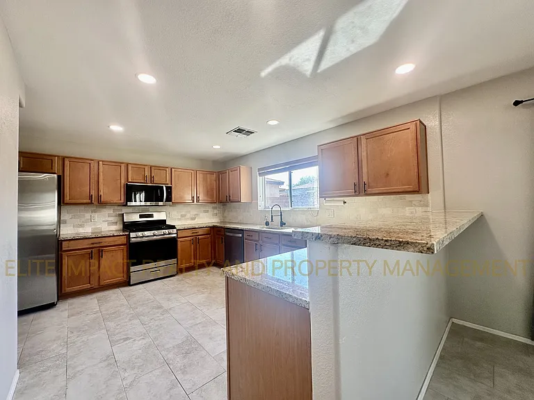 13696 E Shadow Pines Ln — Photo 9