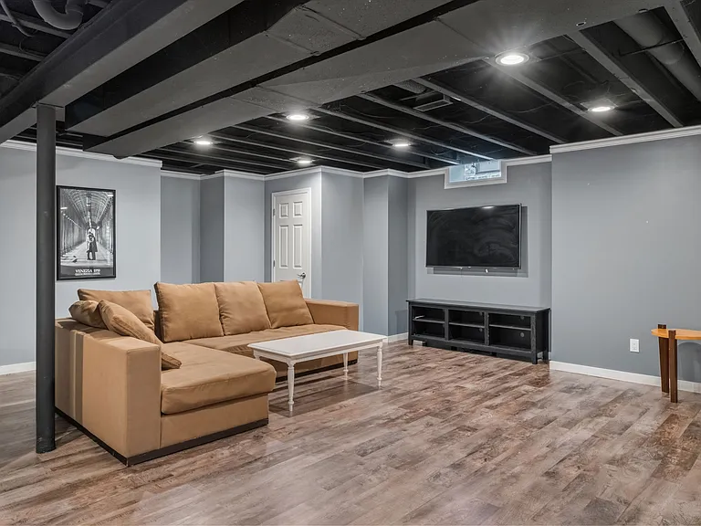 50738 Calvert Isle Dr — Photo 34