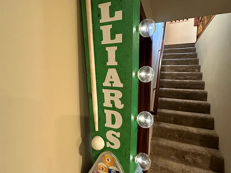 Gameroom stairs