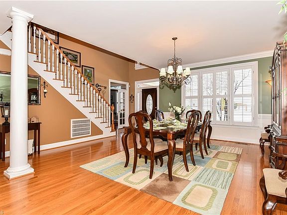 4th image of 2400 Wildcrest Ct