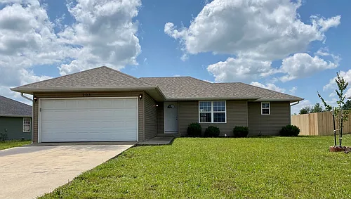 203 N Christopher Ln Photo 1