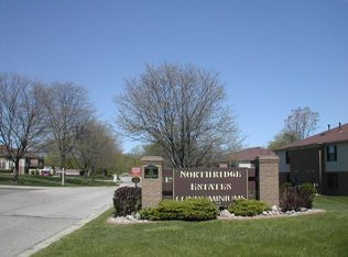 19687 Northridge Dr, Northville, MI 48167