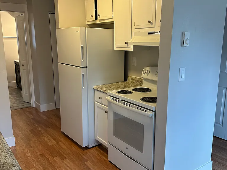3669 Inverness St — Photo 8