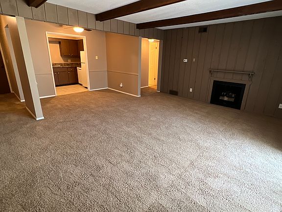 5th image of 2600 S 70th St #41