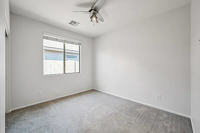 23862 W Gibson Ln — Photo 29