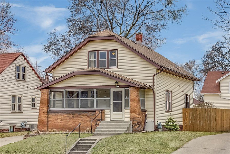 1st image of 1447 Jennette Ave NW