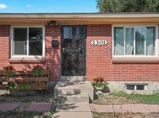 1301 Worchester St, Aurora, CO 80011