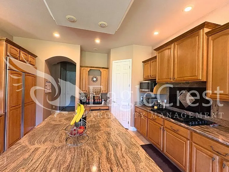 44 Vinehill Dr — Photo 49