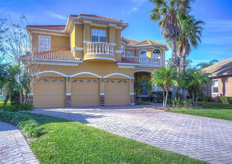 10602 Cayman Isle Ct