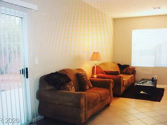 3rd image of 1461 Summer Glow Ave