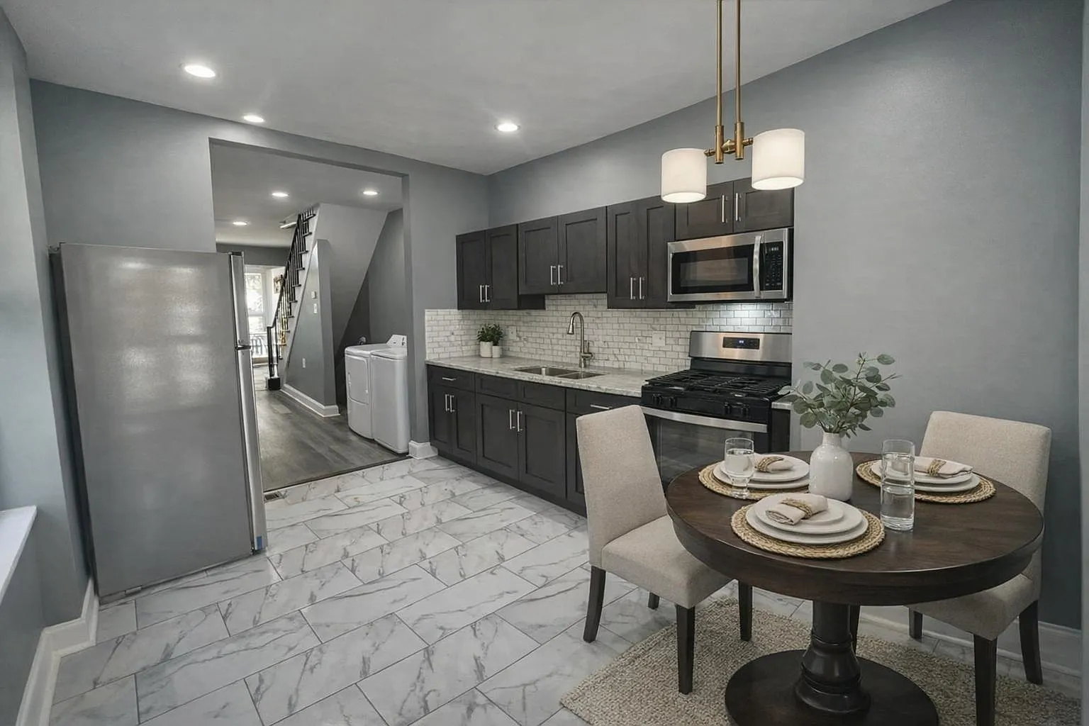 3 bed, 1.5 bath, 1200 sqft, $1,092 — Photo 3
