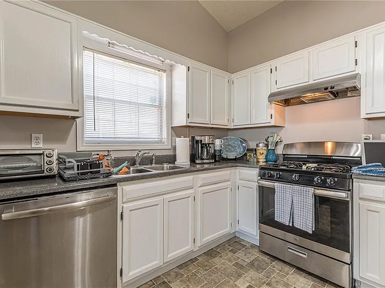 3195 Jorden Crest Ct — Photo 18
