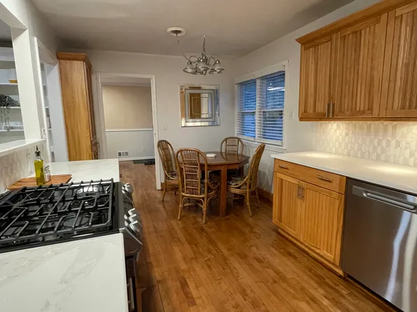 9401 Knox Dr, Overland Park, KS 66212