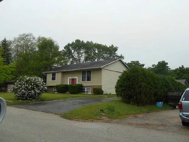 27632 W Luana Ln photo 1