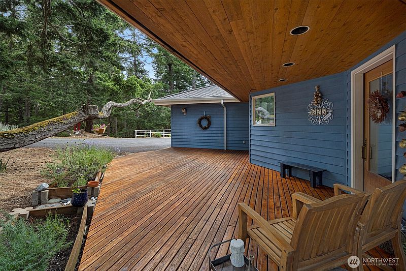 4th image of 918 Terrace Drive