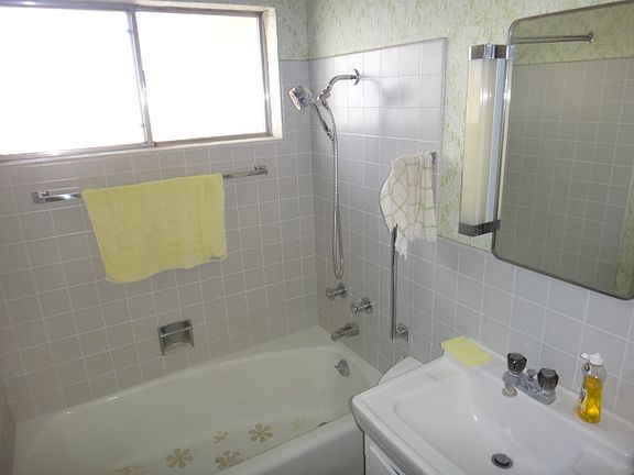5th image of 66696 Flora Ave