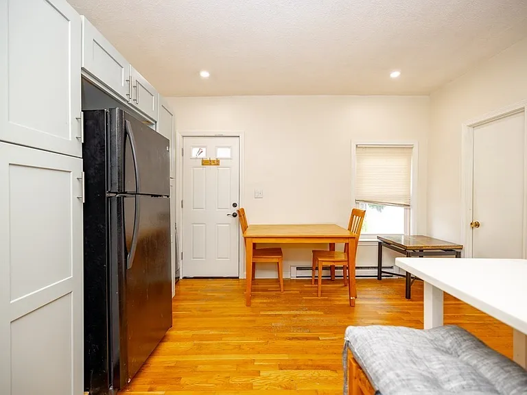 286 Ferry St #286 — Photo 6