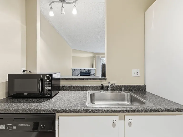 6121 E 6th Ave #K301 — Photo 11