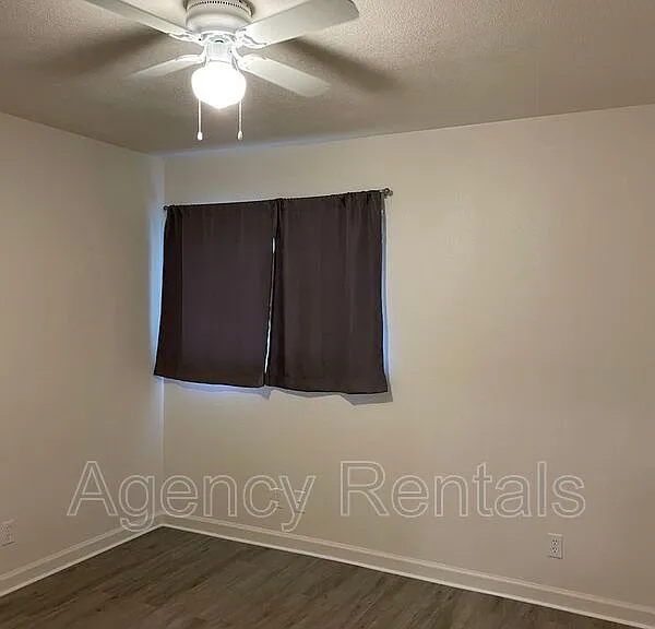 2419 Oahu Ave — Photo 8